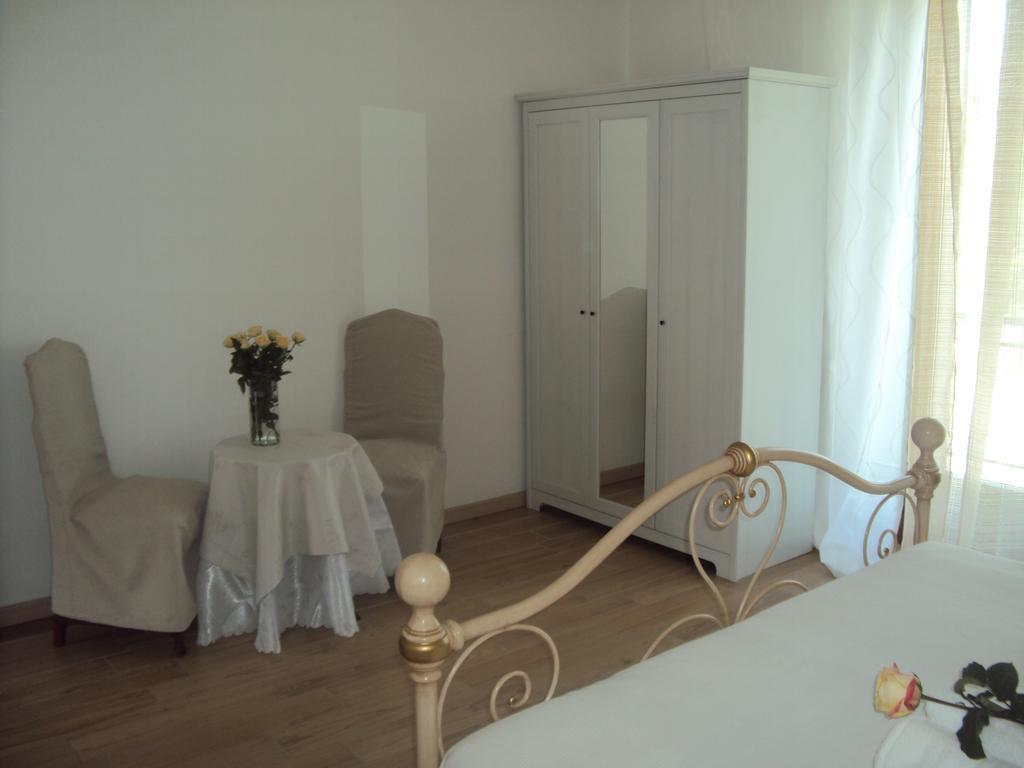 B&B Rosa Del Garda ลาซีเซ ห้อง รูปภาพ