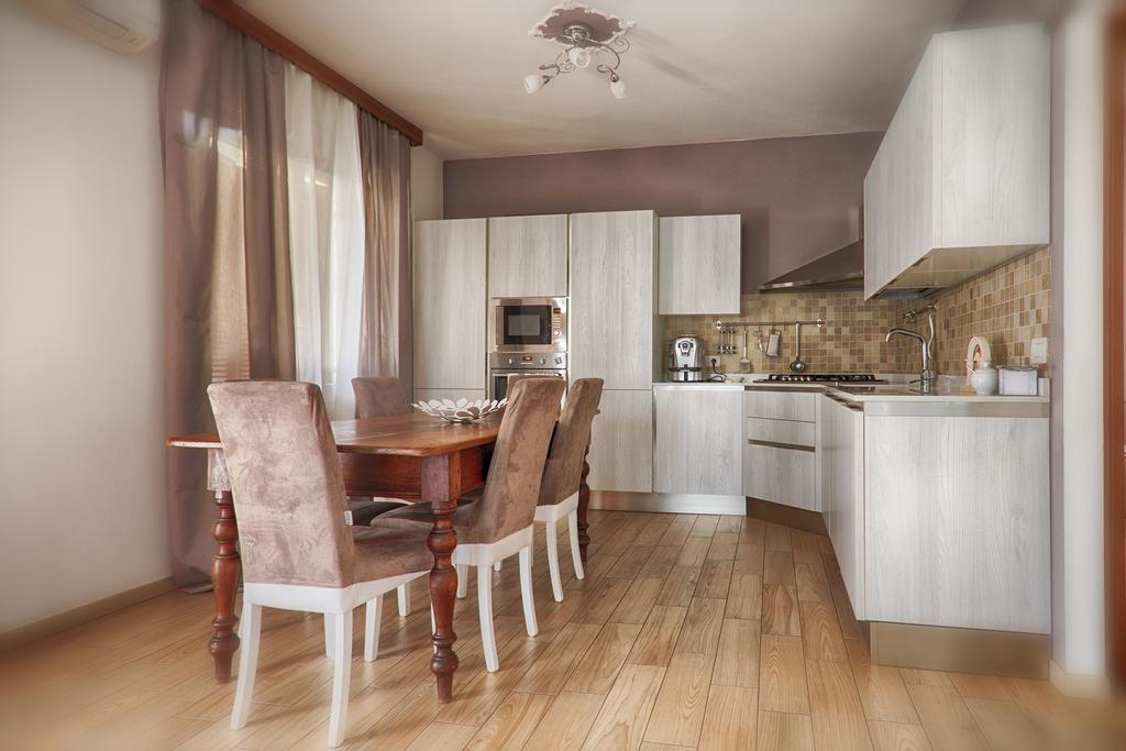 B&B Rosa Del Garda ลาซีเซ ภายนอก รูปภาพ